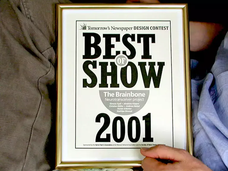 Tomorrow’s Newspaper Design Contest 2001: Mit der Auszeichnung „Best of Show“ wurde das „Neurotransceiver Projekt“ der Hagener Haus Busch Studenten ausgezeichnet (Foto: Marek Schirmer)