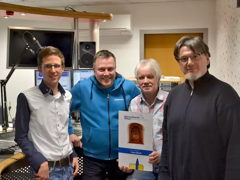 Im Studio (v.l.) Andreas Wiese, Marek Schirmer, Michael Winkler und Christian Lukas. (Foto: Peter Dziadek)